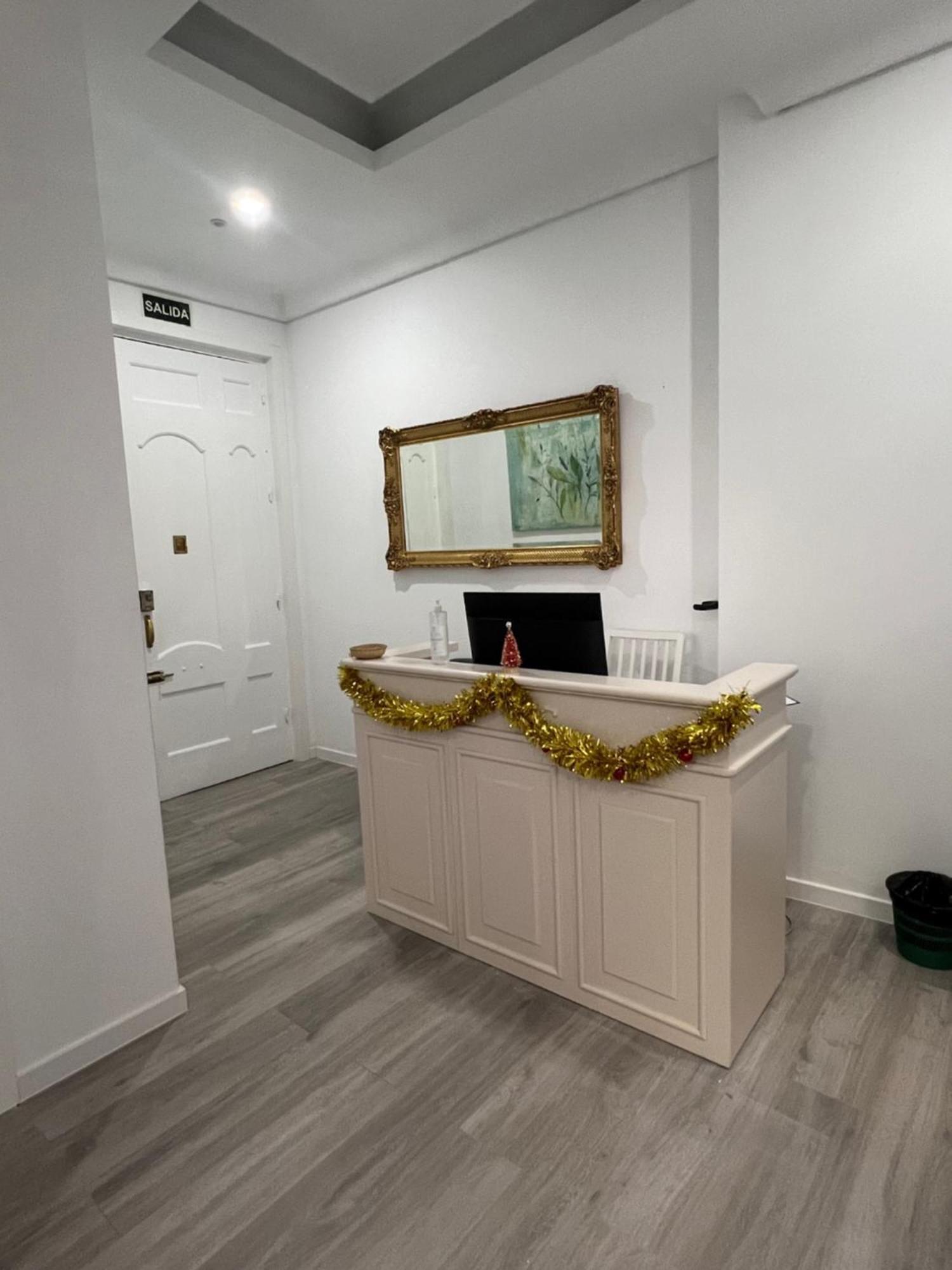 Hostal Galaico Madrid Luaran gambar
