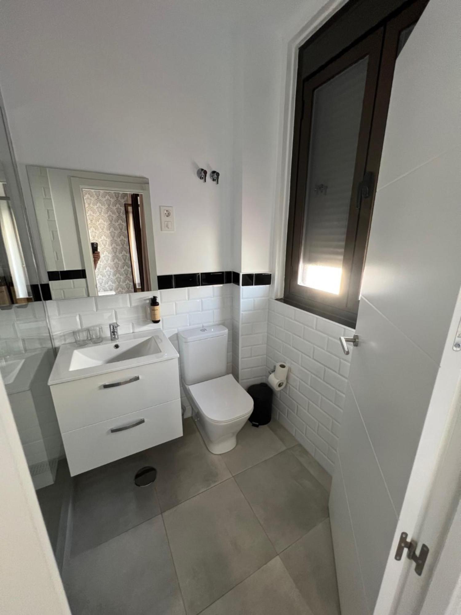 Hostal Galaico Madrid Luaran gambar