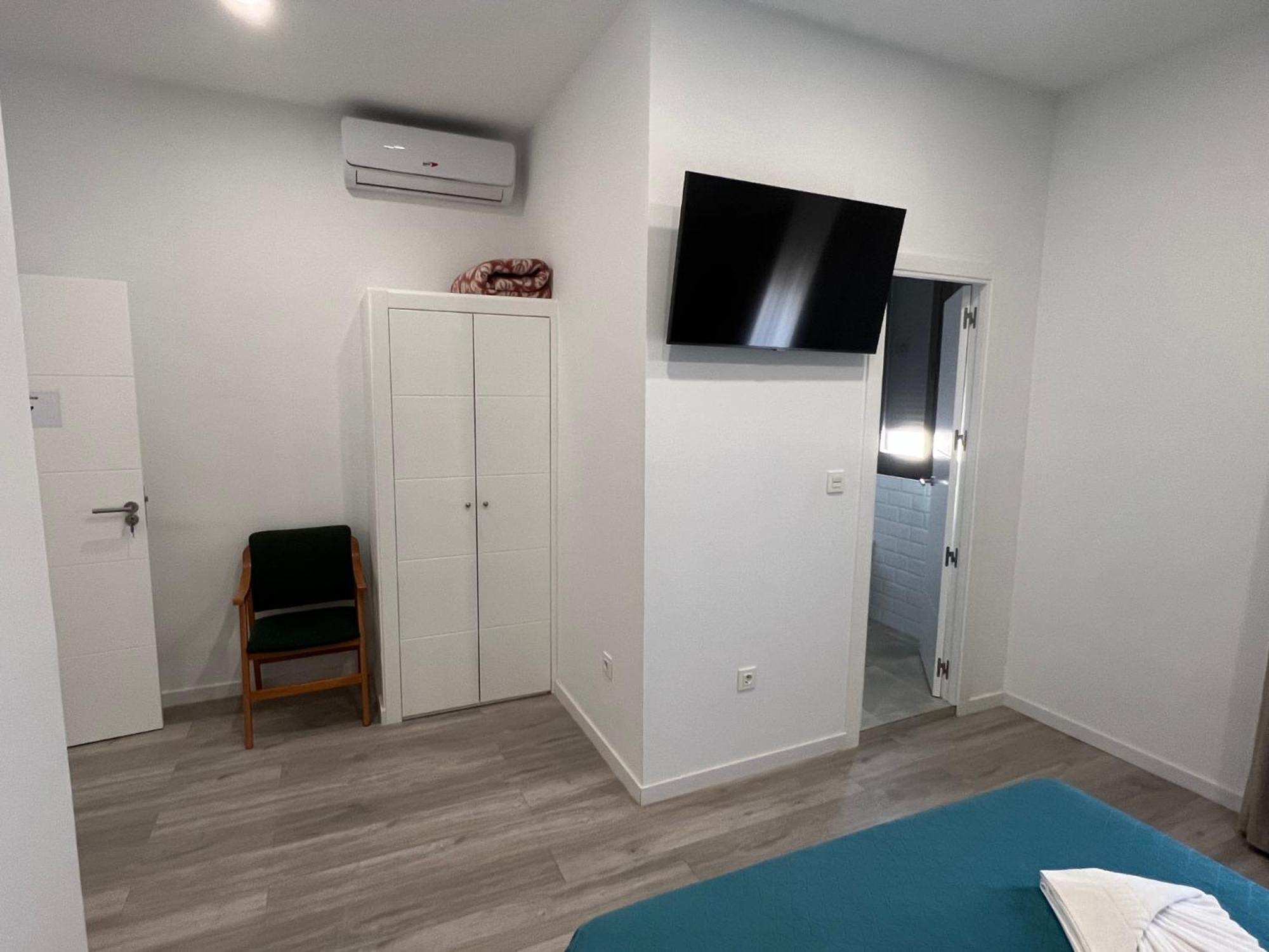 Hostal Galaico Madrid Luaran gambar