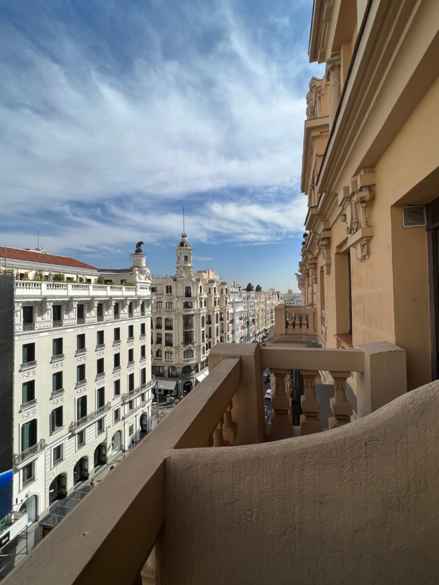 Hostal Galaico Madrid Luaran gambar