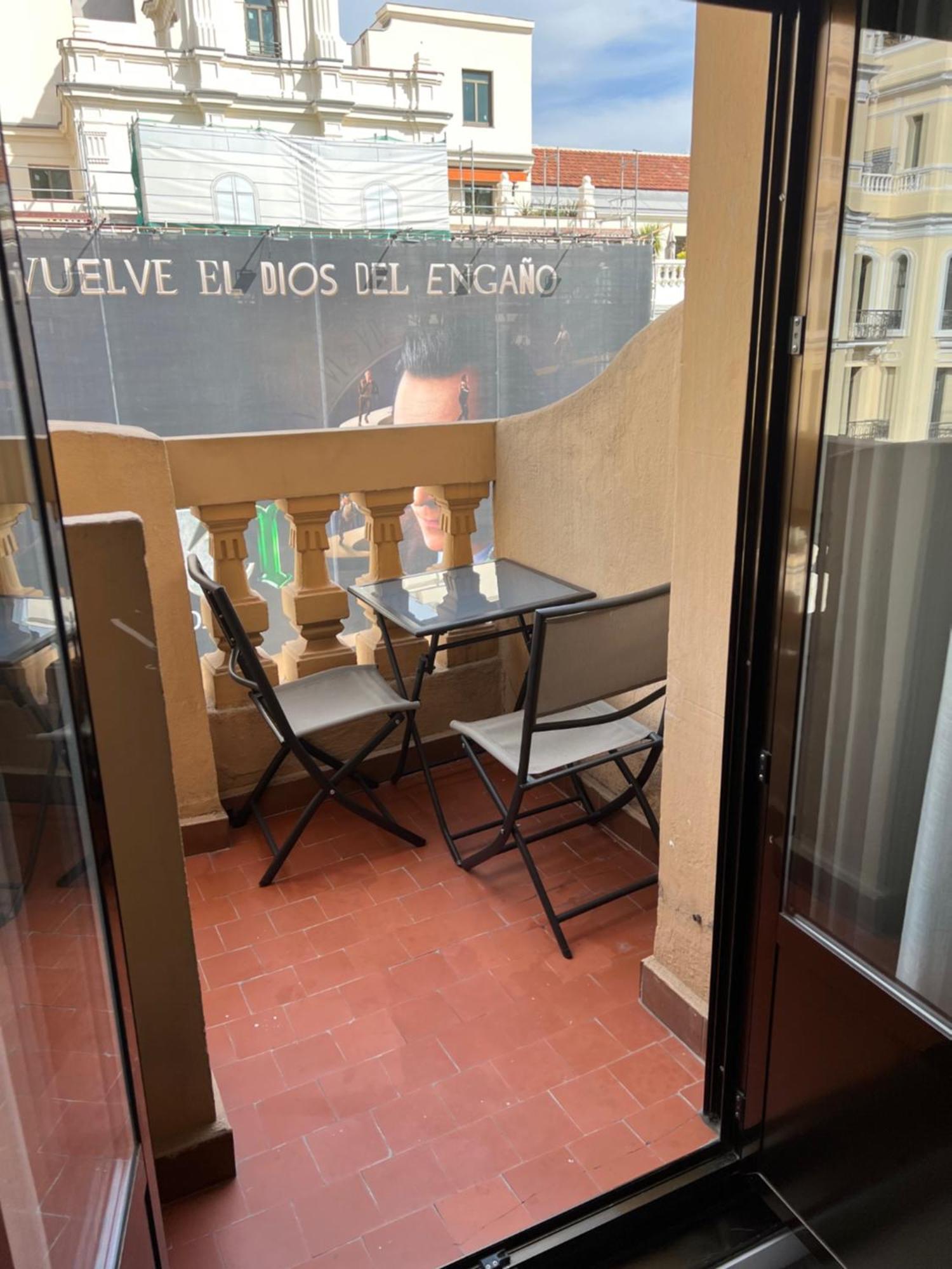 Hostal Galaico Madrid Luaran gambar